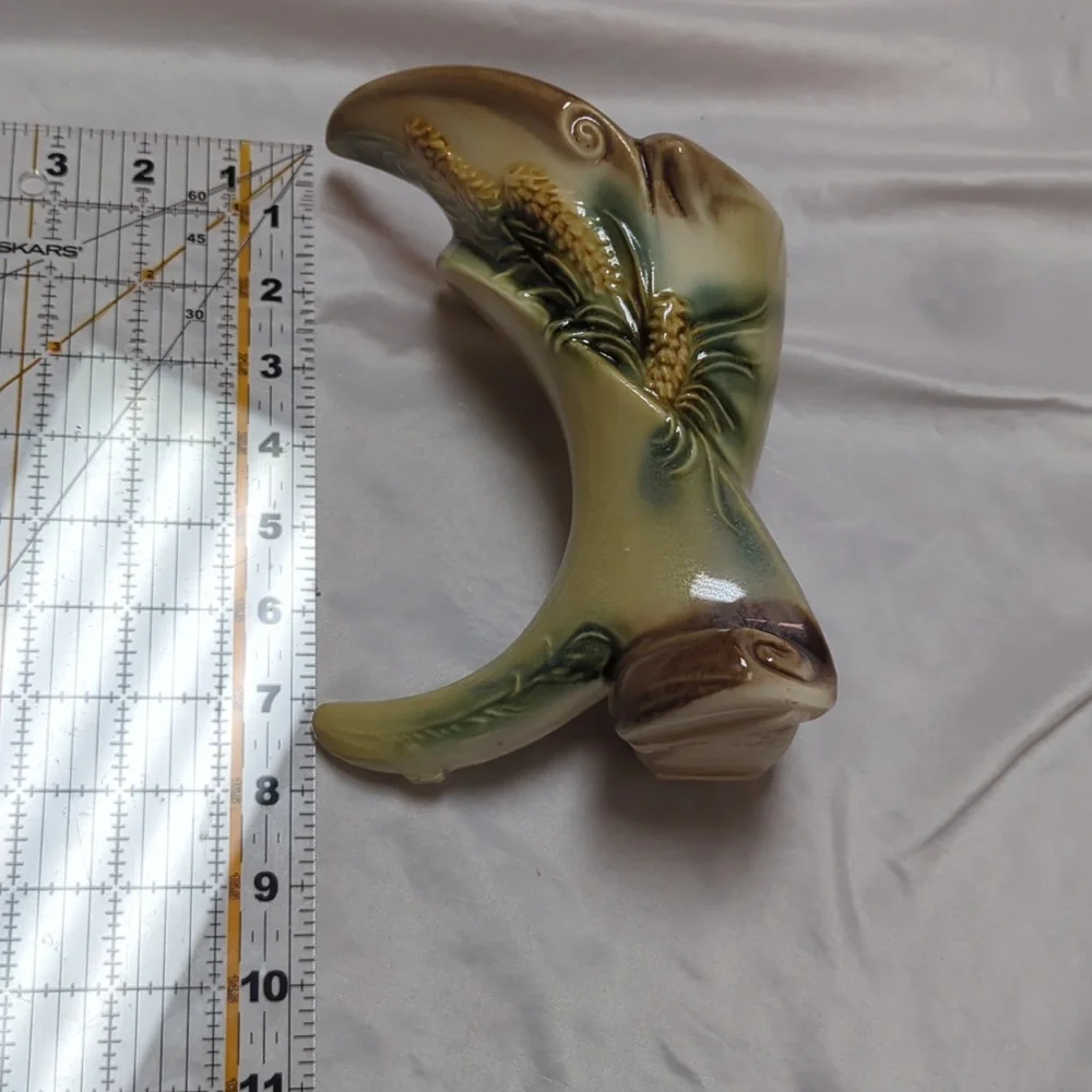 Vintage Hull Wheat Pattern Fall Autumn Cornucopia Style Vase Large Chip READ